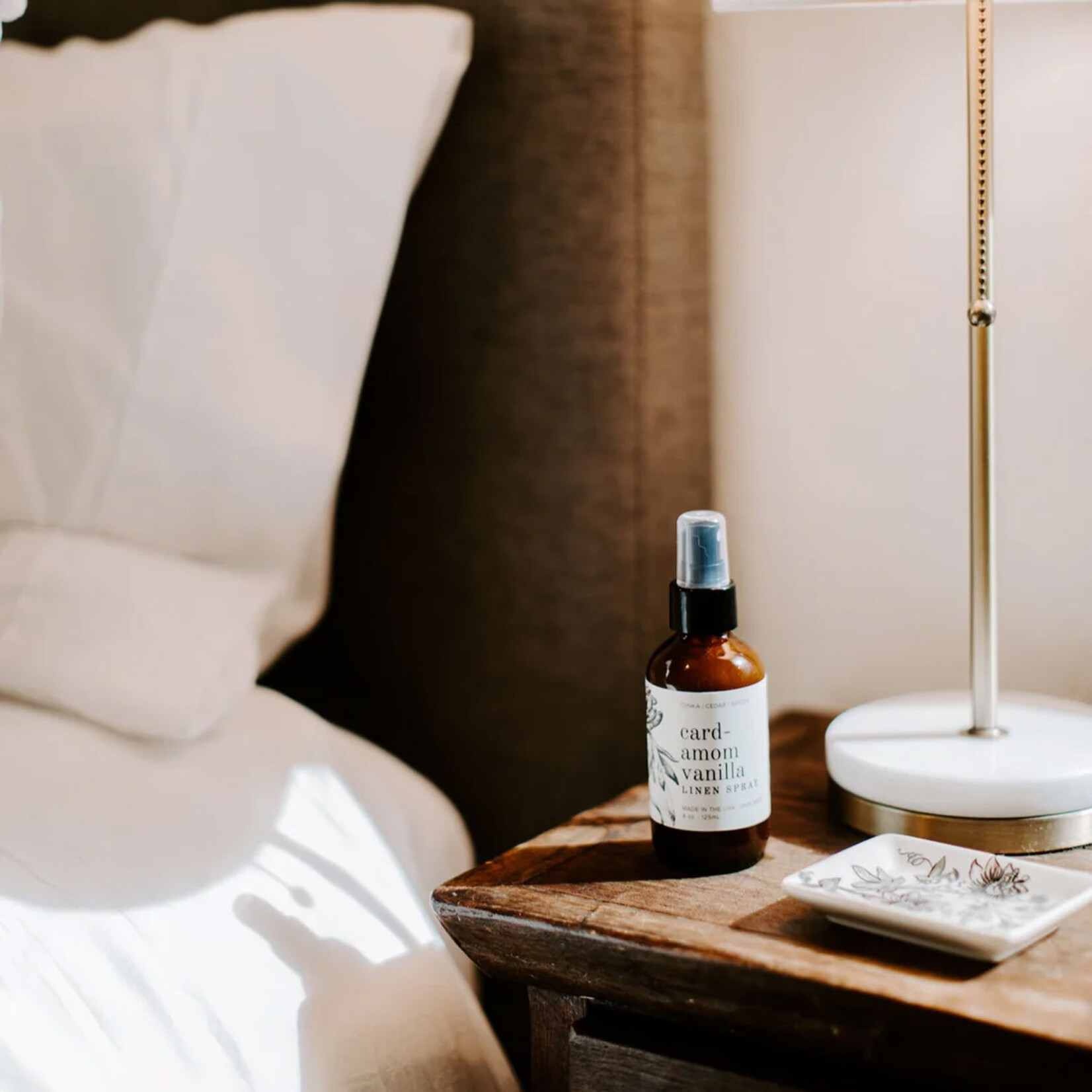 Broken Top Cardamom Vanilla - Linen Spray | Soy Candle