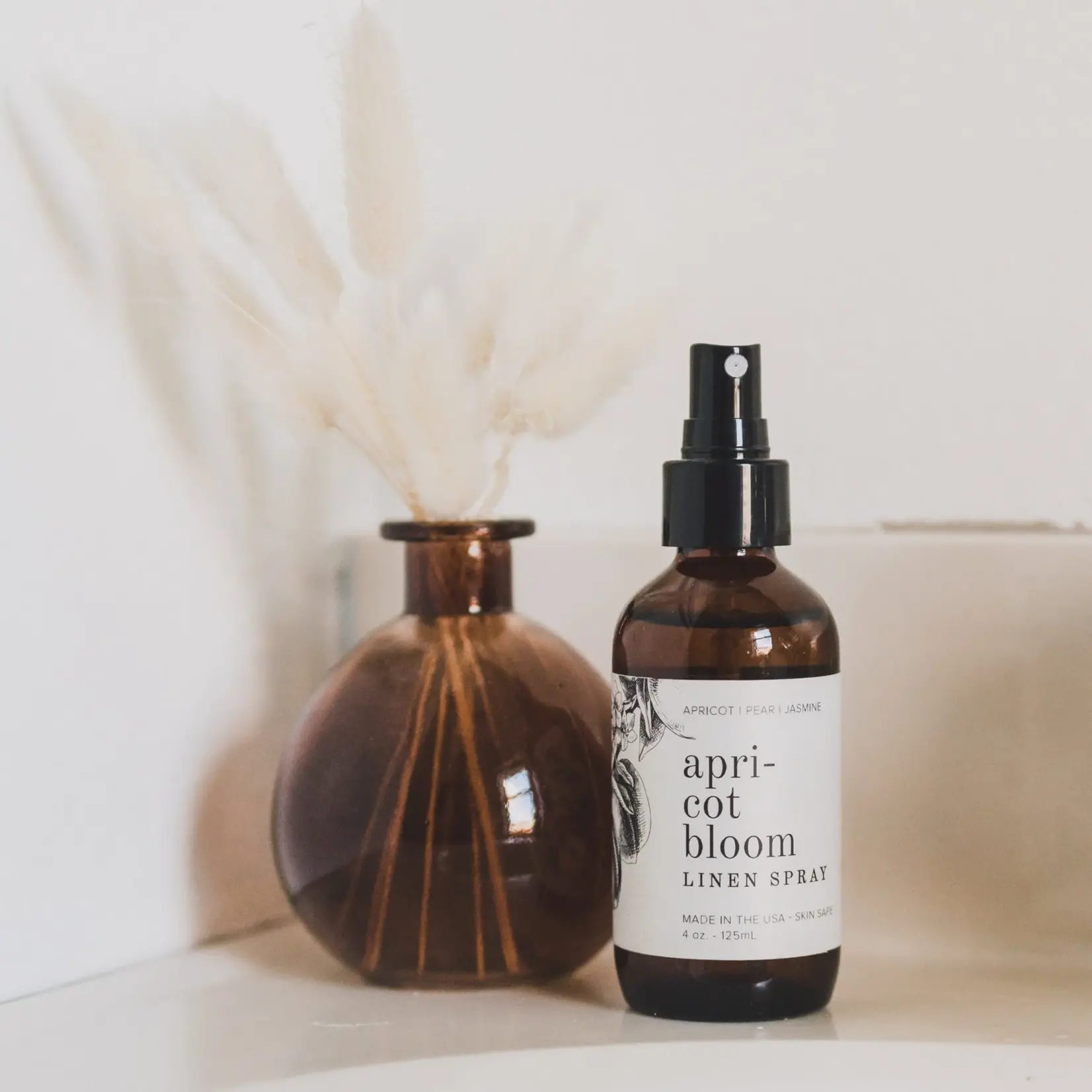 Broken Top Apricot Bloom - Linen Spray | Reed Diffuser