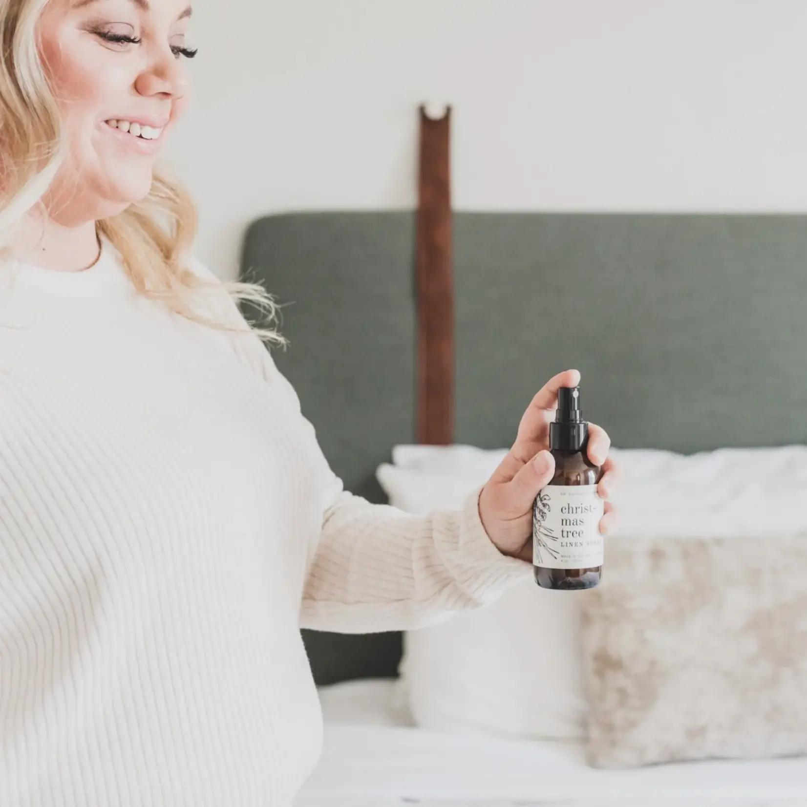 Broken Top Christmas Tree - Linen Spray | Soy Candle