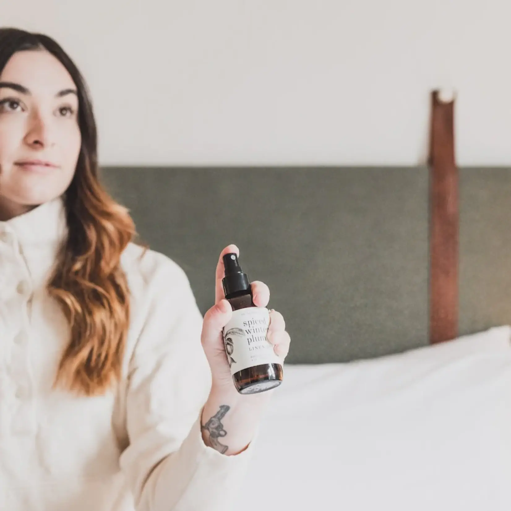 Broken Top Spiced Winter Plum - Linen Spray | Soy Candle