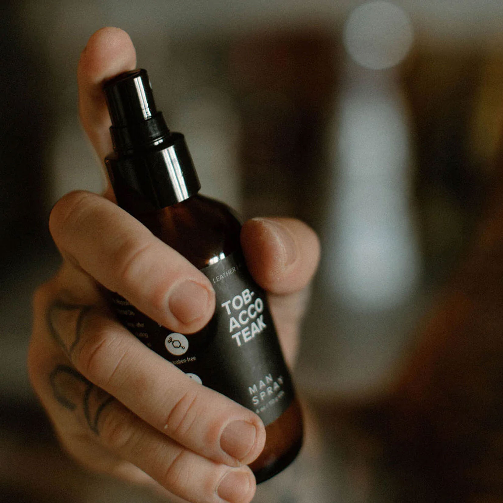 Broken Top Tobacco Teak - Solid Cologne | Body & Room Spray | Soy Candle