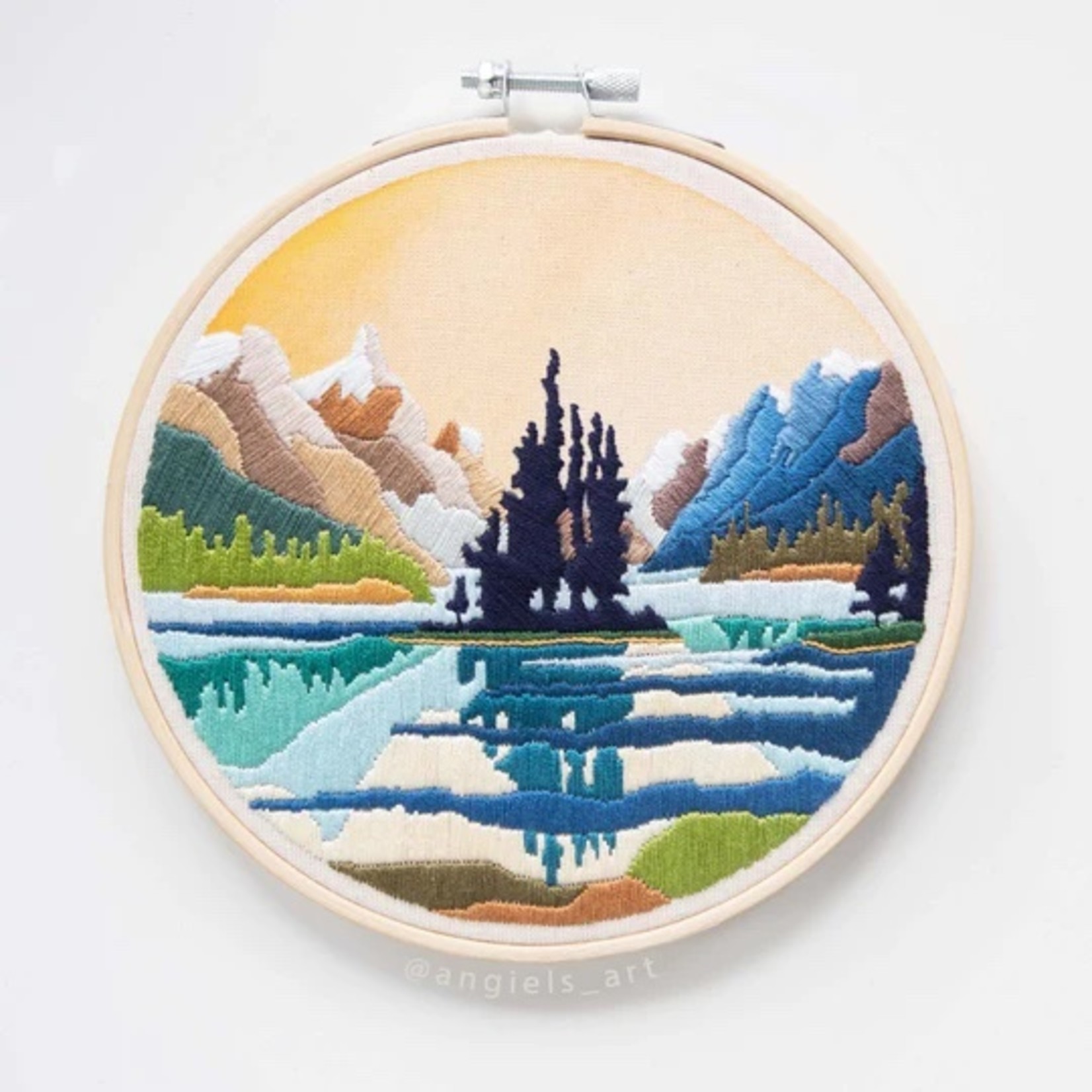 Embroidery Kit - Lake Louise - Summer - Creek Side Gifts