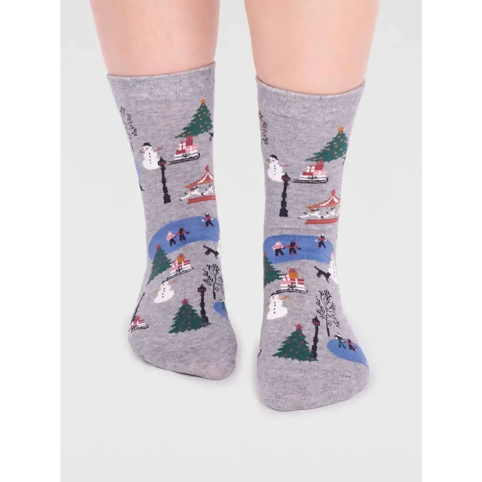 Thought Socks - Gloria Christmas Scene