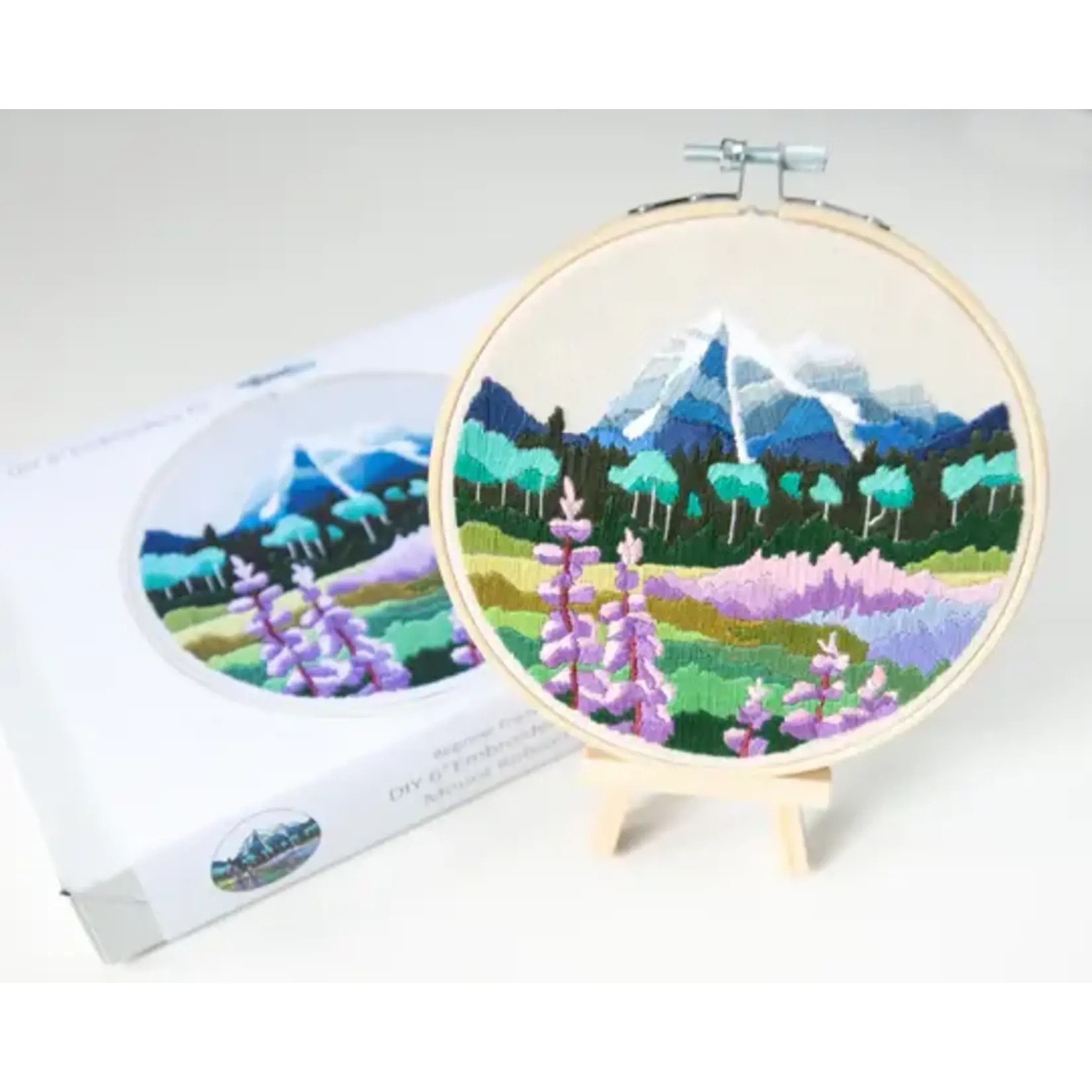 Anna Angiel Embroidery Kit - Mount Robson