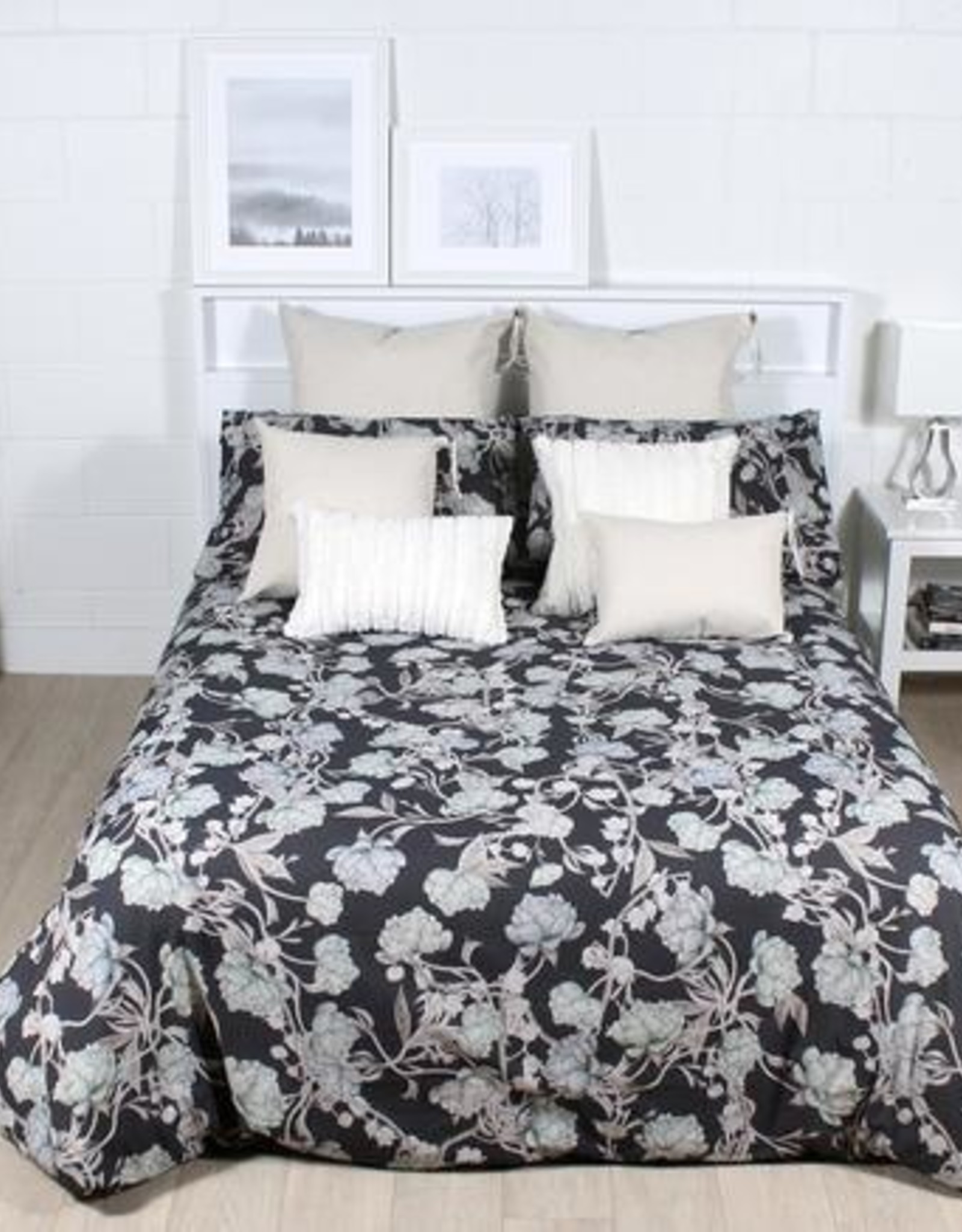 Marie Dooley Maison Duvet Cover Marie Dooley Charlotte King w / shams