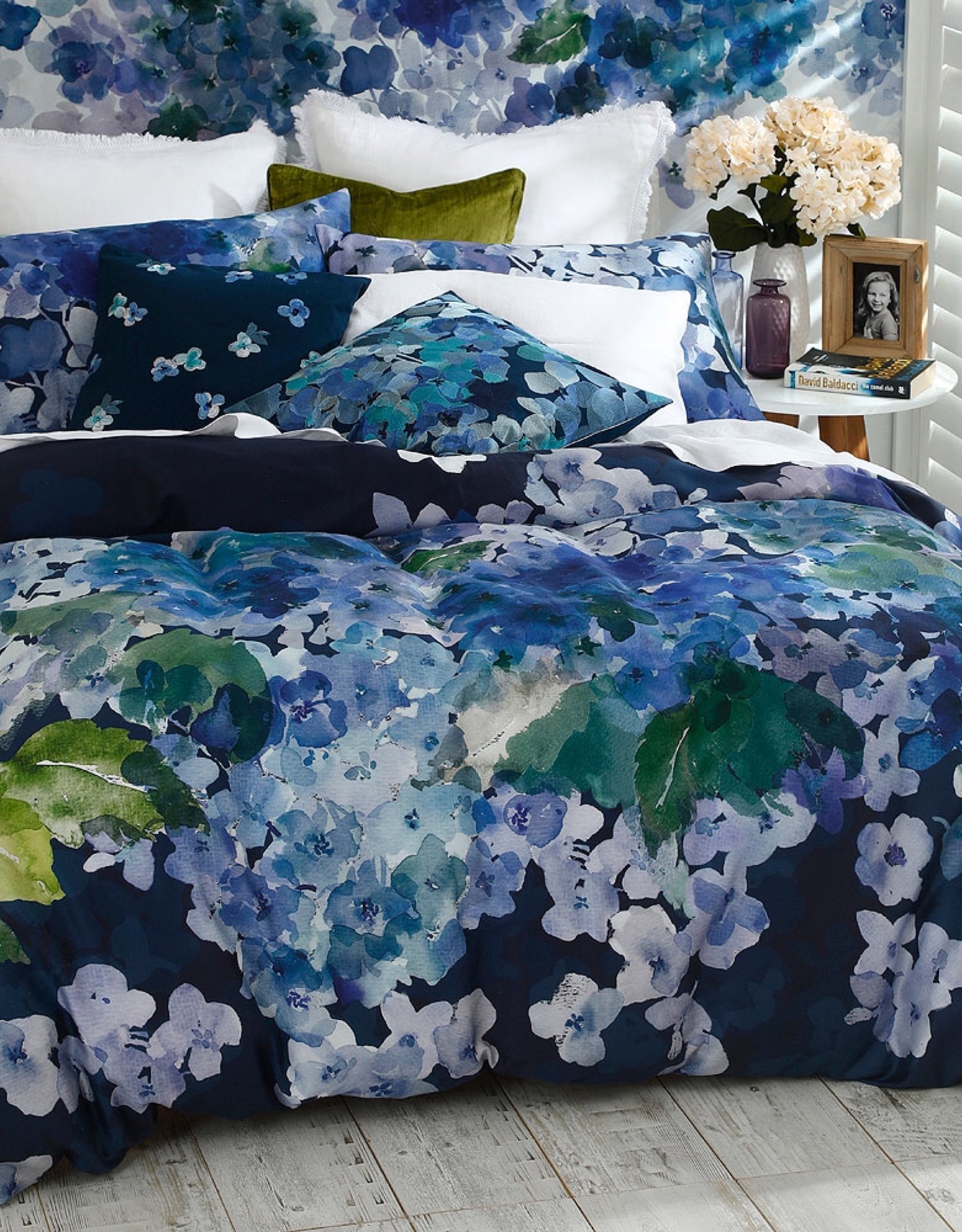 Duvet Cover Intermark Hydrangea King w / shams