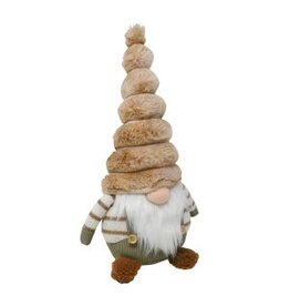 Nostalgia Xmas Nostalgia Gnome Brown Fur  18 x 14 x 34cm 784-016