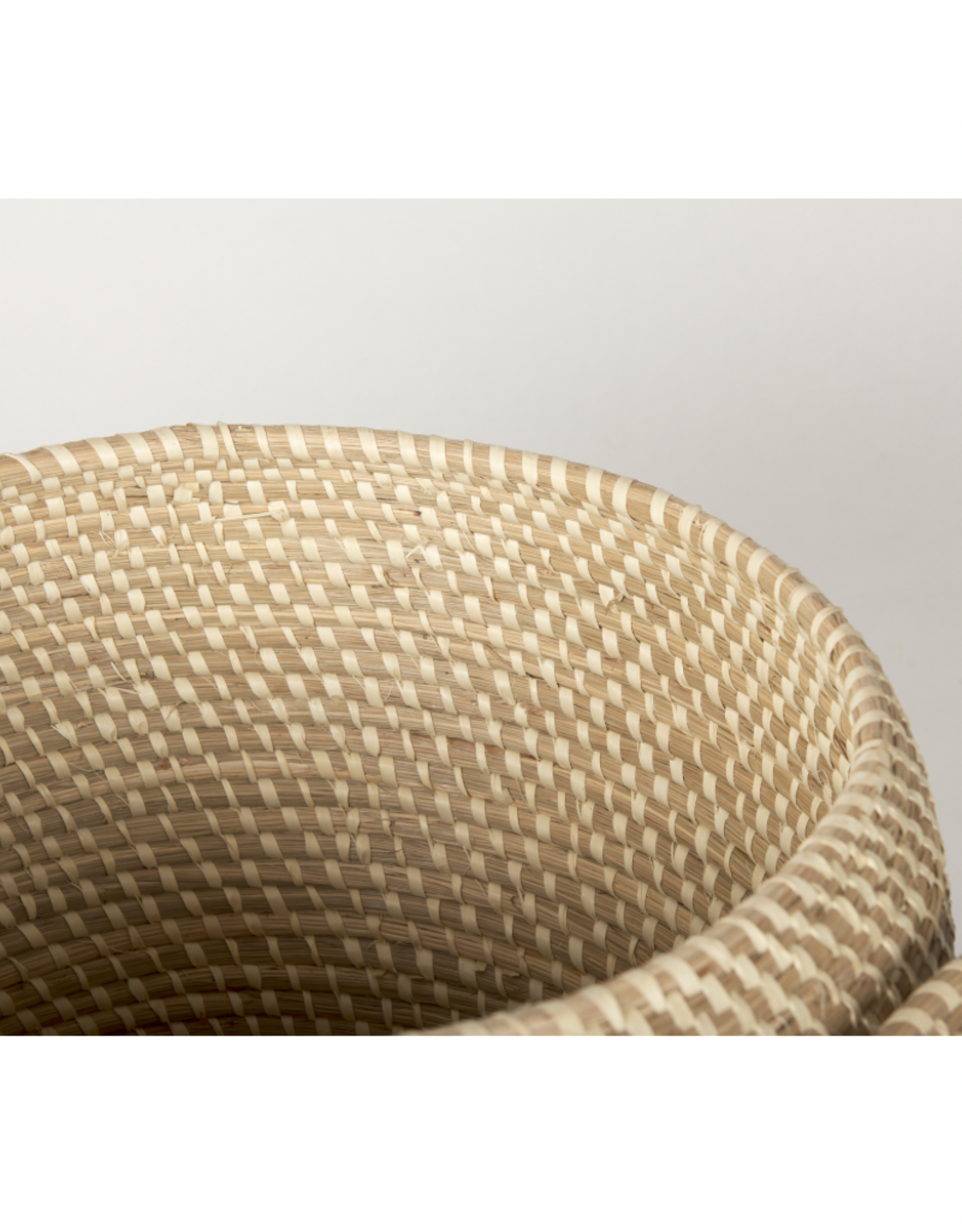 Mercana Basket Mercana Kalopa w/Flat Handled Lid SM