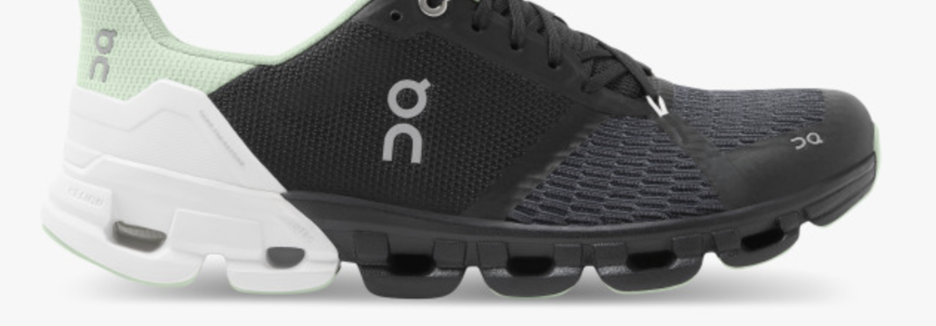 Women's Cloudflyer Wide Black/White
