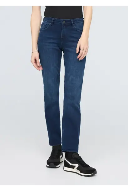 Performance Denim Girlfriend Deep Blue Sea