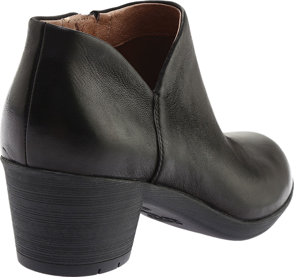 DANSKO W RAINA ANKLE BOOT