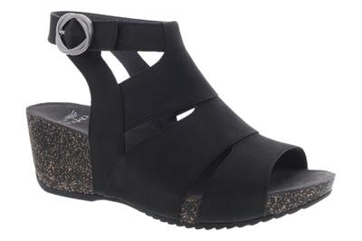 W SERA WEDGE STRAPPY SANDAL