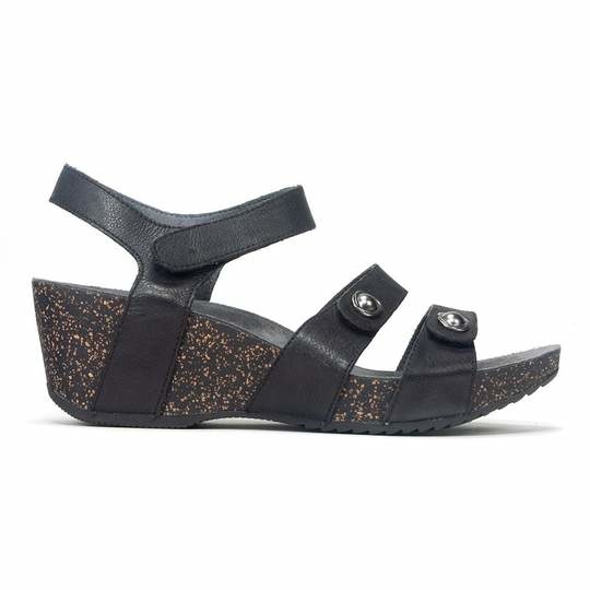 DANSKO W SAVANNAH WEDGE ADJUSTABLE SANDAL