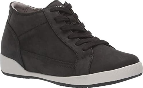 W ONYX MID TOP SNEAKER