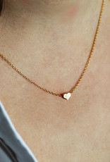 Jackie J 15 | Dainty necklace with a heart pendant Gold