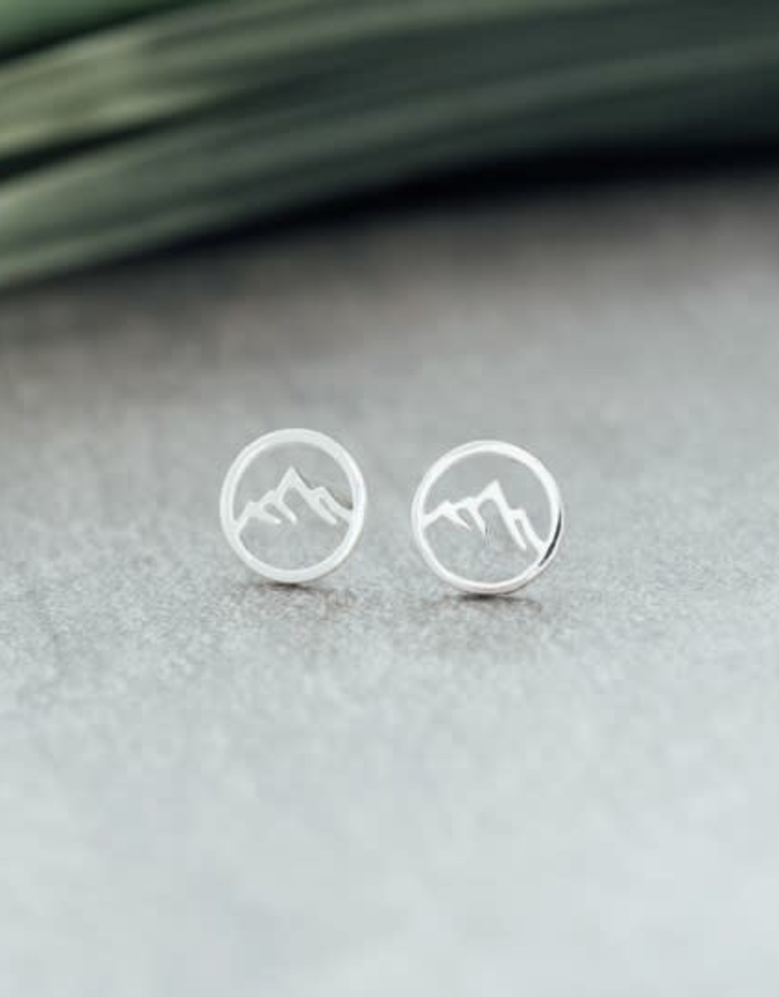 Glee Snow Cap Studs