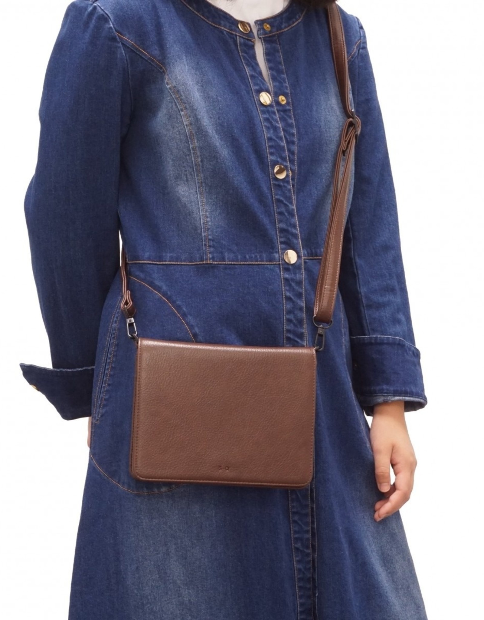 SQ Inc Karina Crossbody Wallet