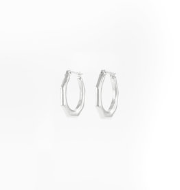 Jackie J 0.9" Oval hoops earrings with sharp edges Silver