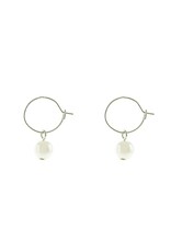 Jackie J Jackie J 0.4â€² Delicate hoops with acrylic pearl pendant Silver