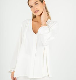 M Made in Italy V-Neck Pin TIck Pleat Blouse