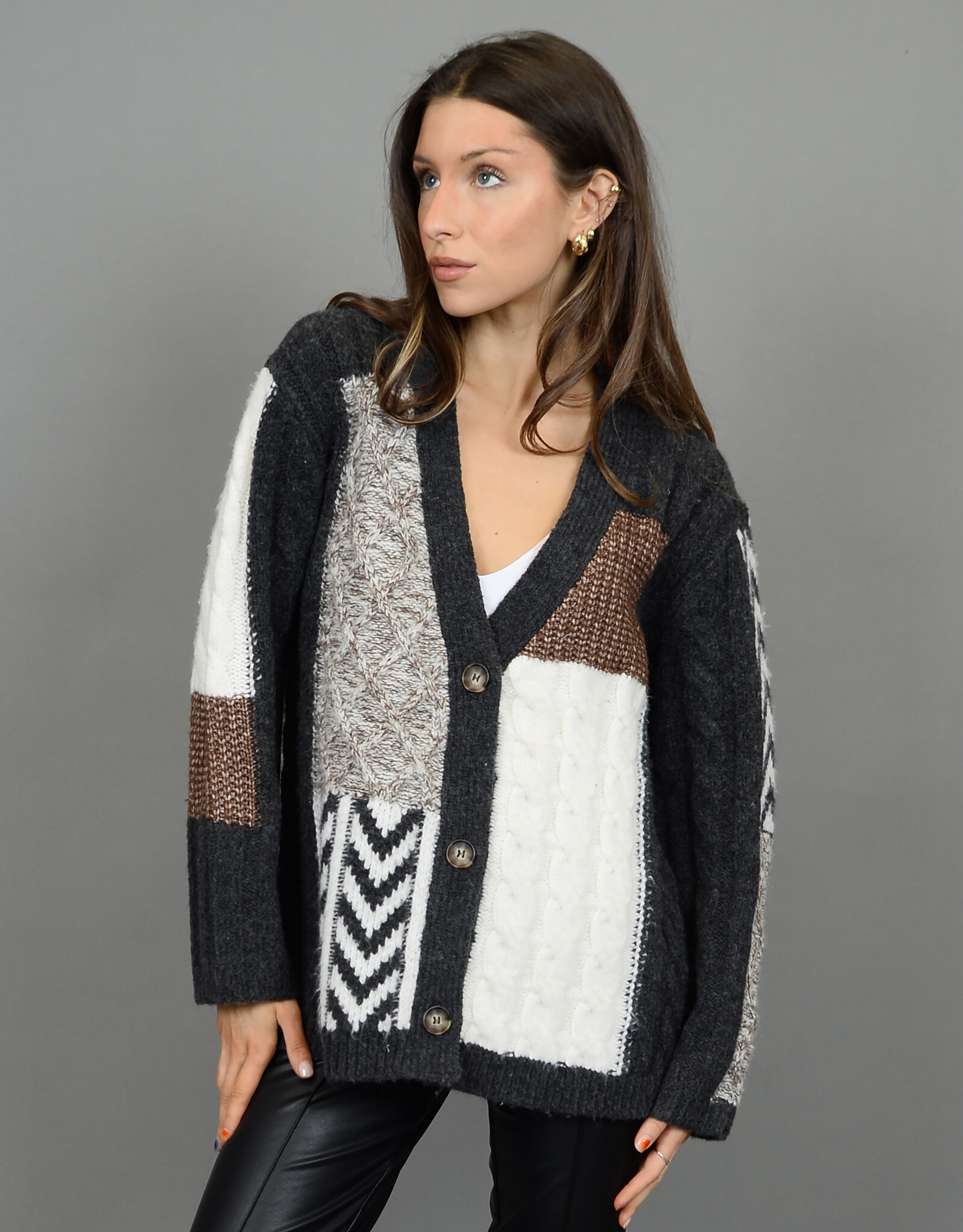 RD Style Ludmila L/S V-Neck Patch Work Cardigan