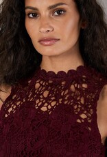 Apricot Guipure Lace Sleeveless Top