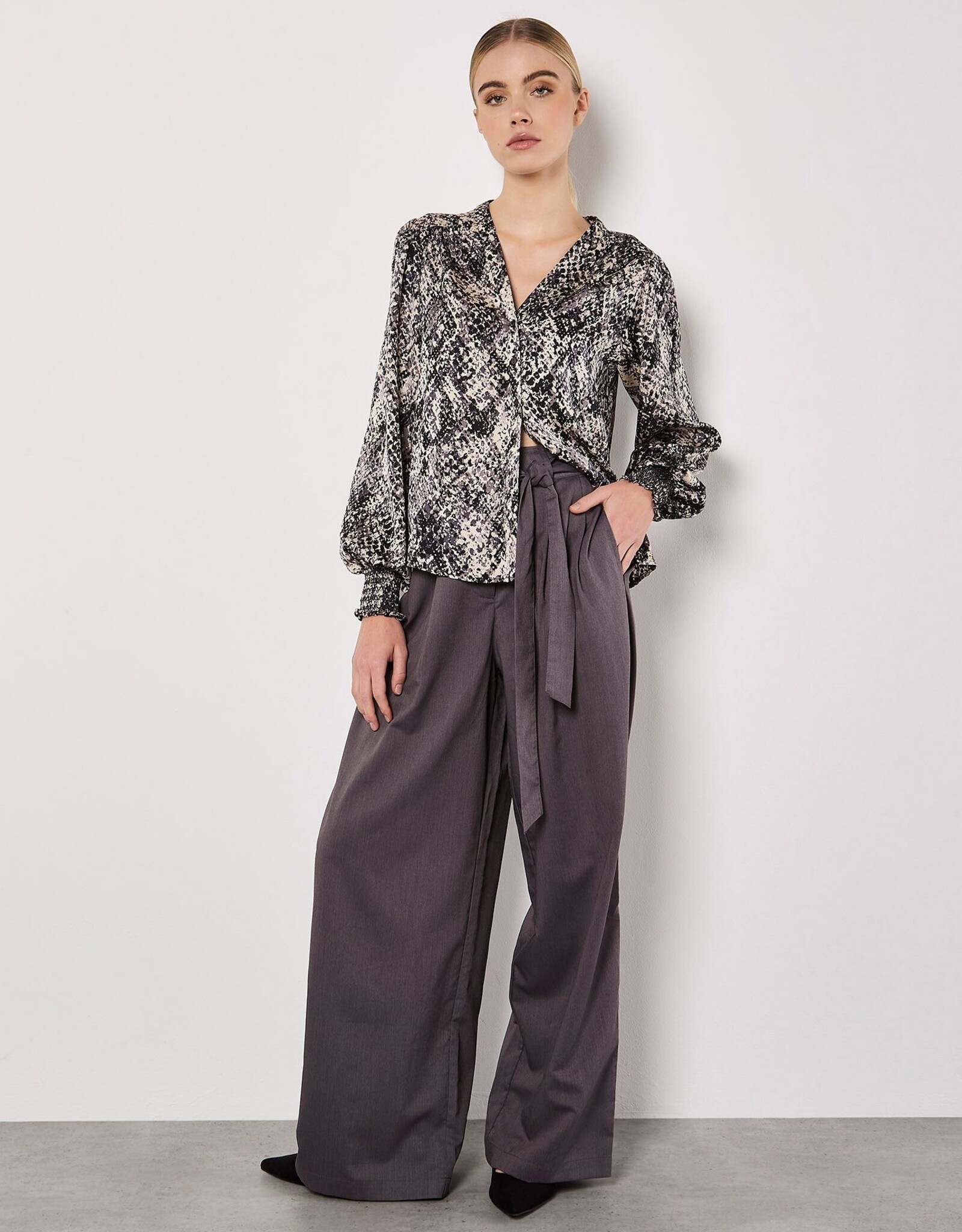 Apricot Snakeskin Smock Sleeve Blouse