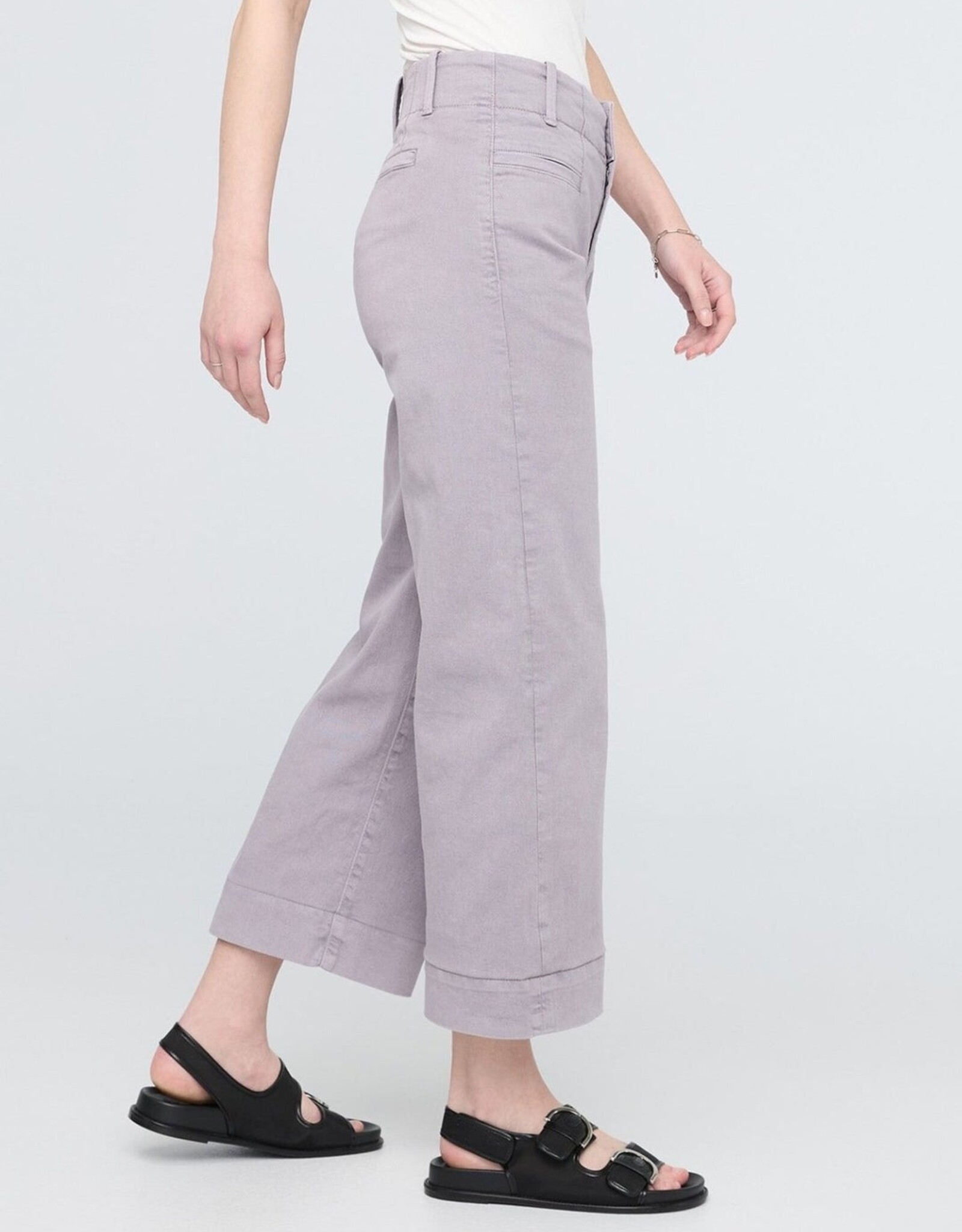 Duer LuxTwill High Rise Trouser