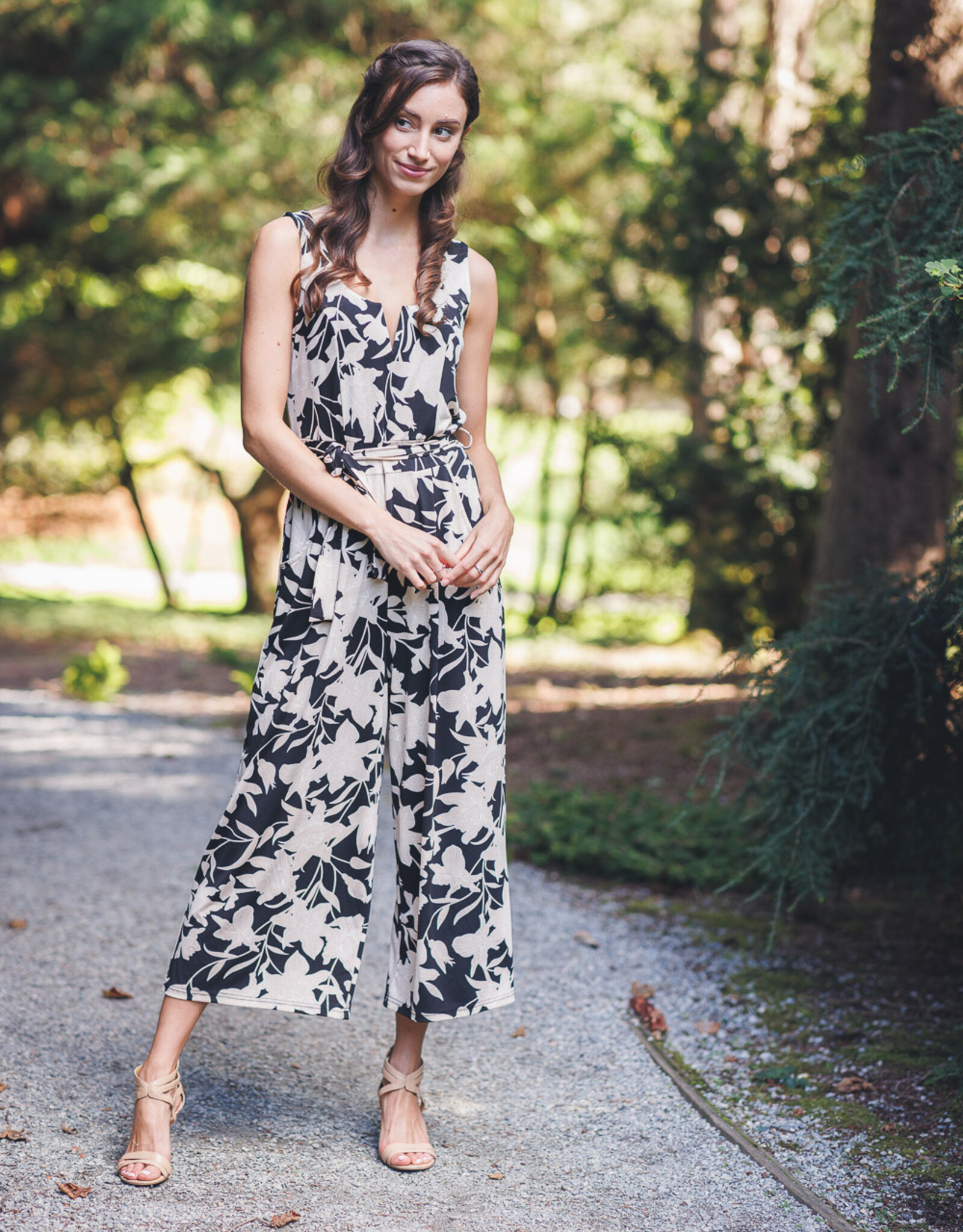 Papillon Floral Stretch Jumpsuit with V-Boning
