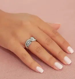 By Chance By Chance Ribbed Swirl Ring
