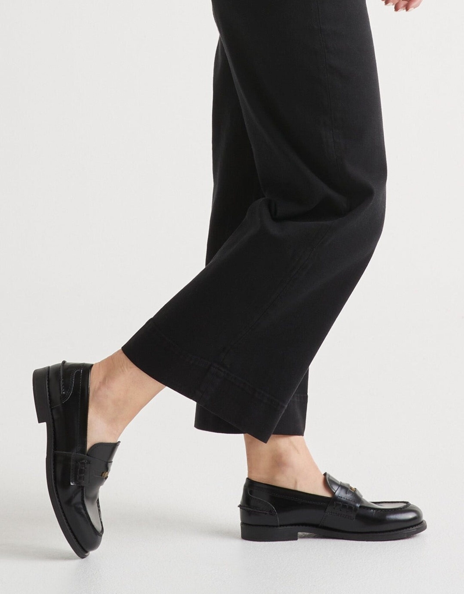 Duer LuxTwill High Rise Trouser - Black