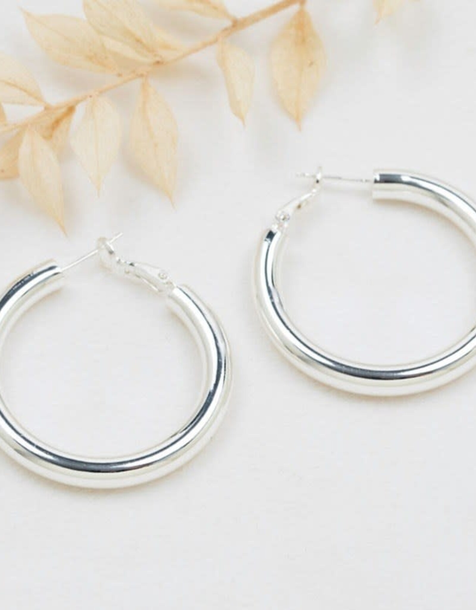 Glee Glee Abundant Hoops