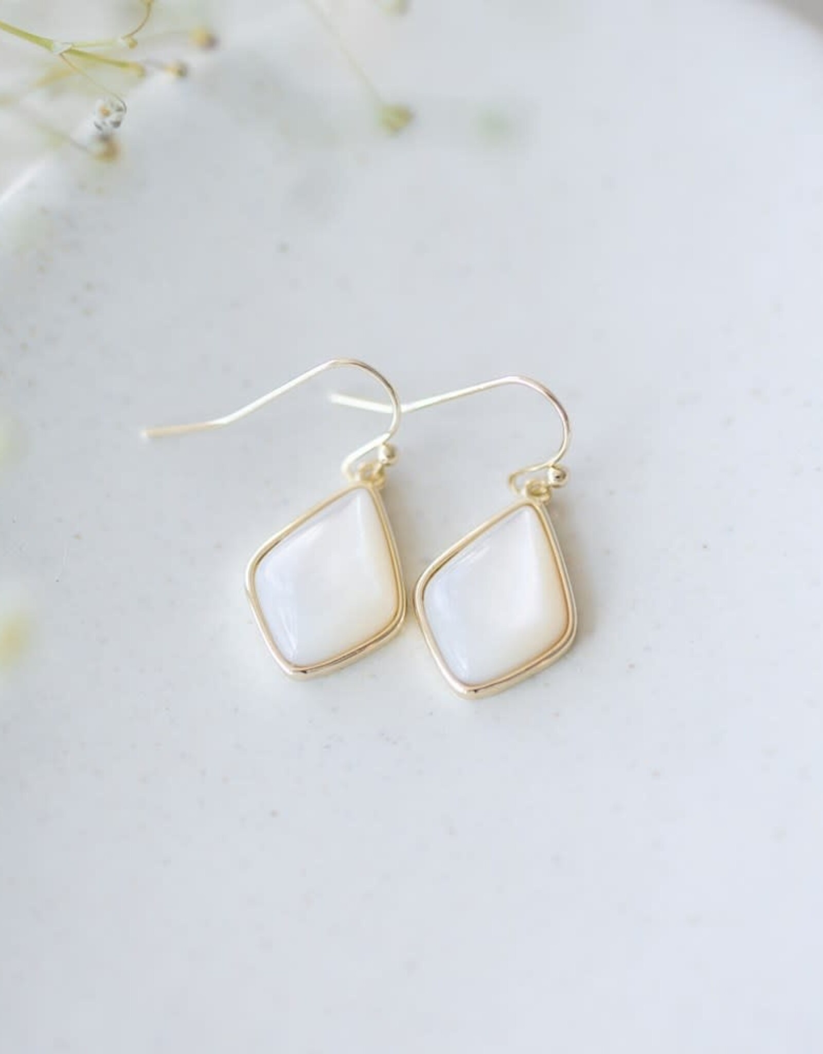 Glee Glee Evora Earrings - Mother of Pearl
