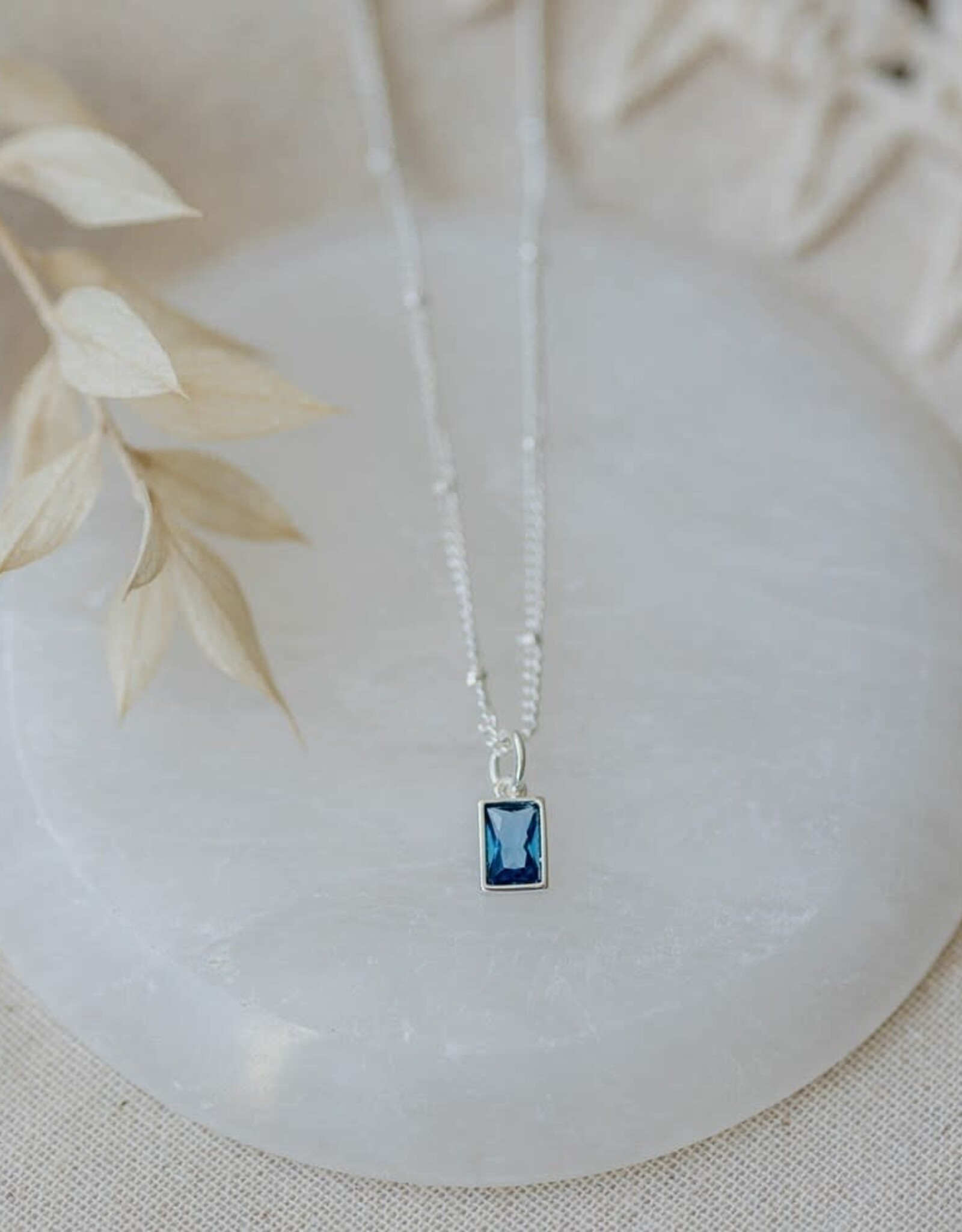 Glee Glee Glim Necklace - Sky Blue