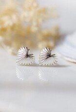 Glee Glee Seashell Heart Studs