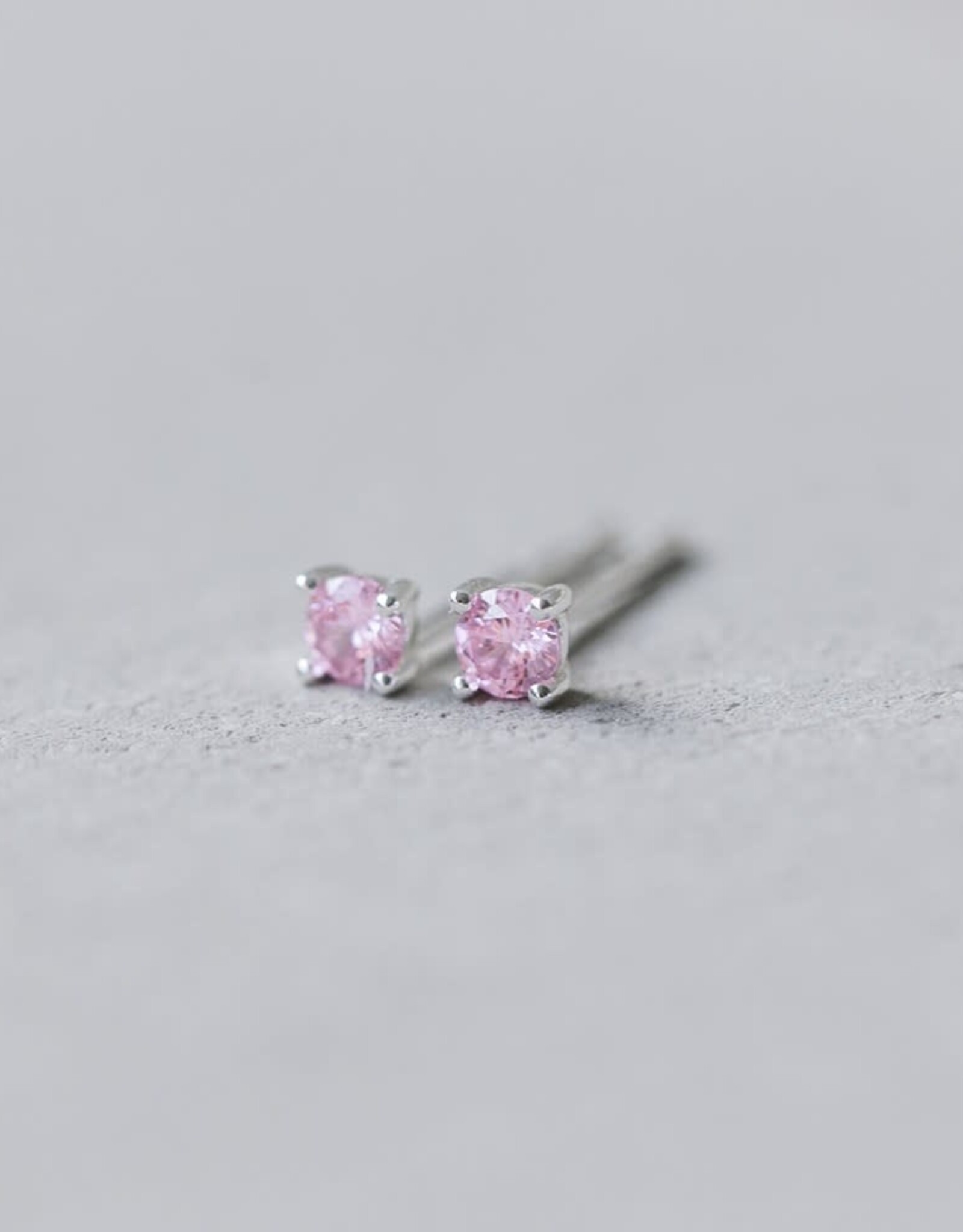 Glee Glee Shimmer Studs - Pink