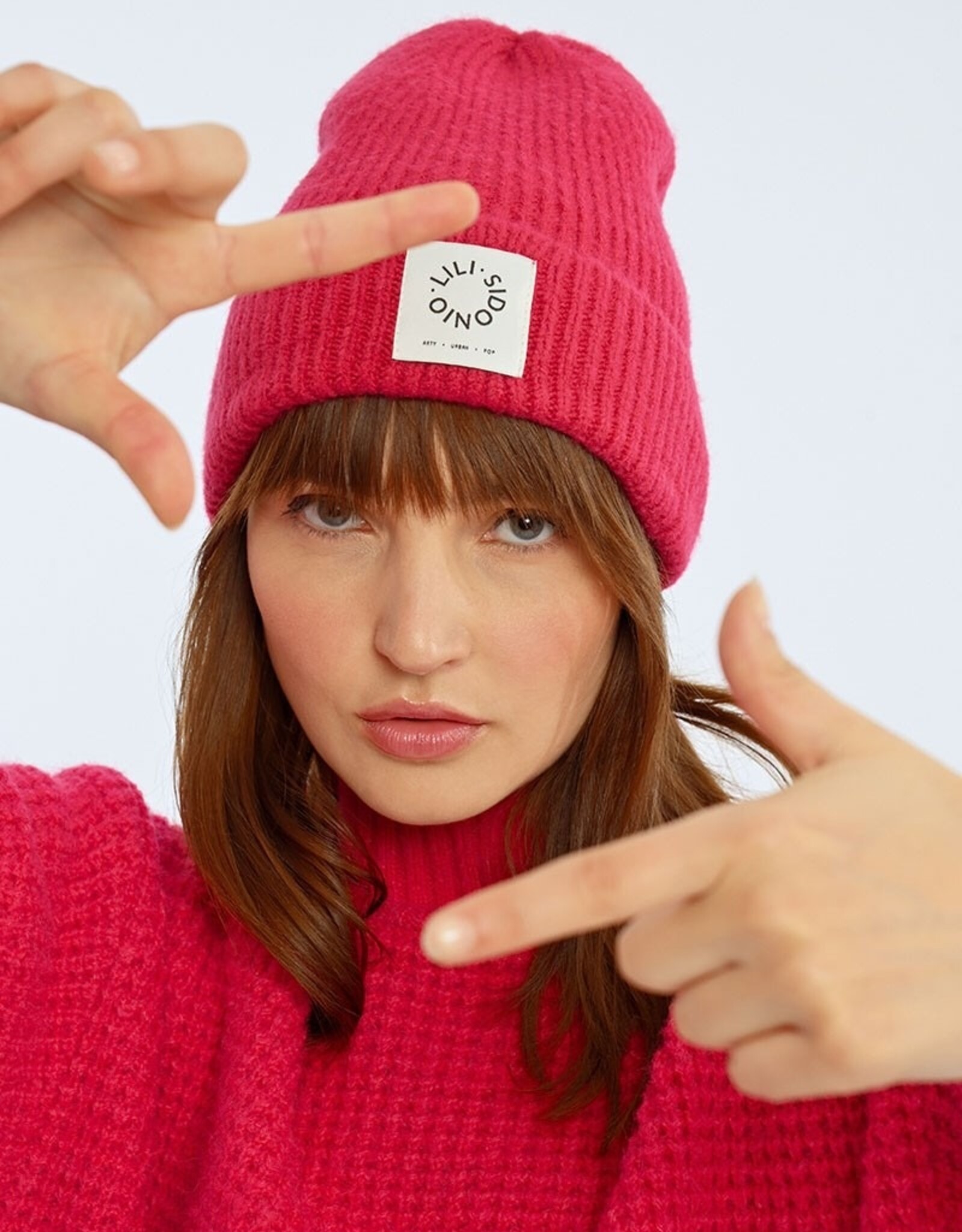 Molly Bracken RIbbed Knited Hat