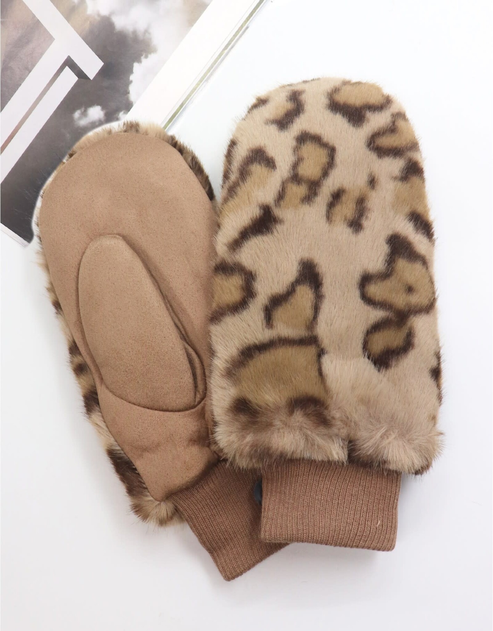 Grand Crafts Faux Fur Leopard Print Mittens Khaki