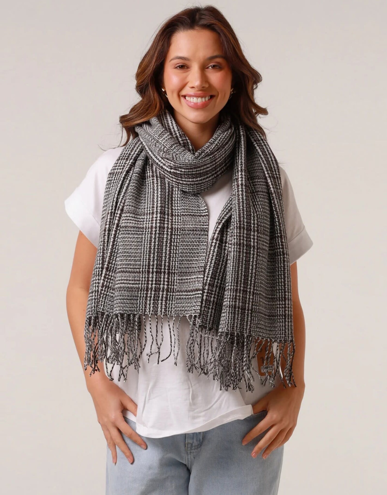 Grand Crafts Houndstooth Print Blanket Scarf W/ Fringes Black