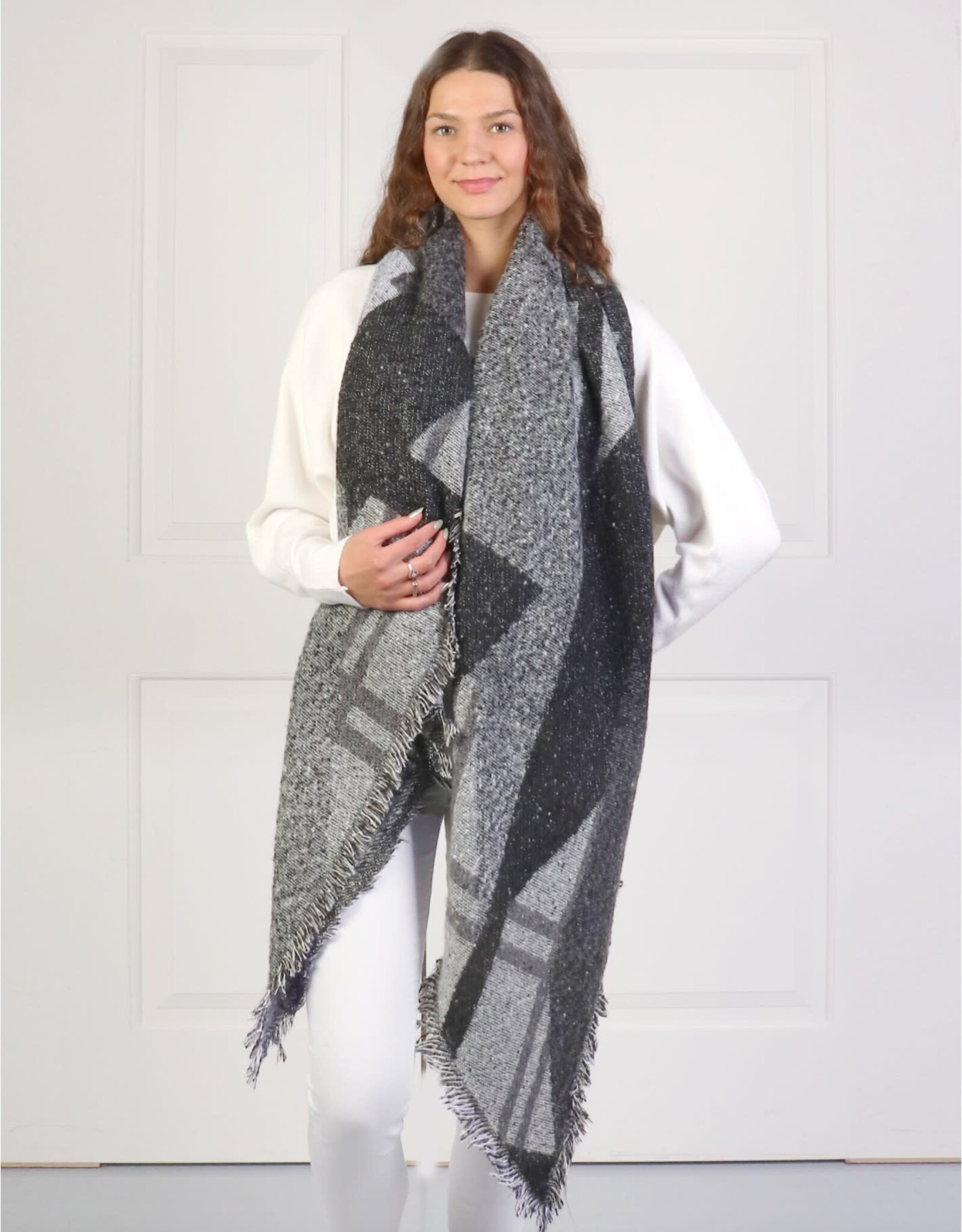 Grand Crafts Abstract Plaid Scarf Black