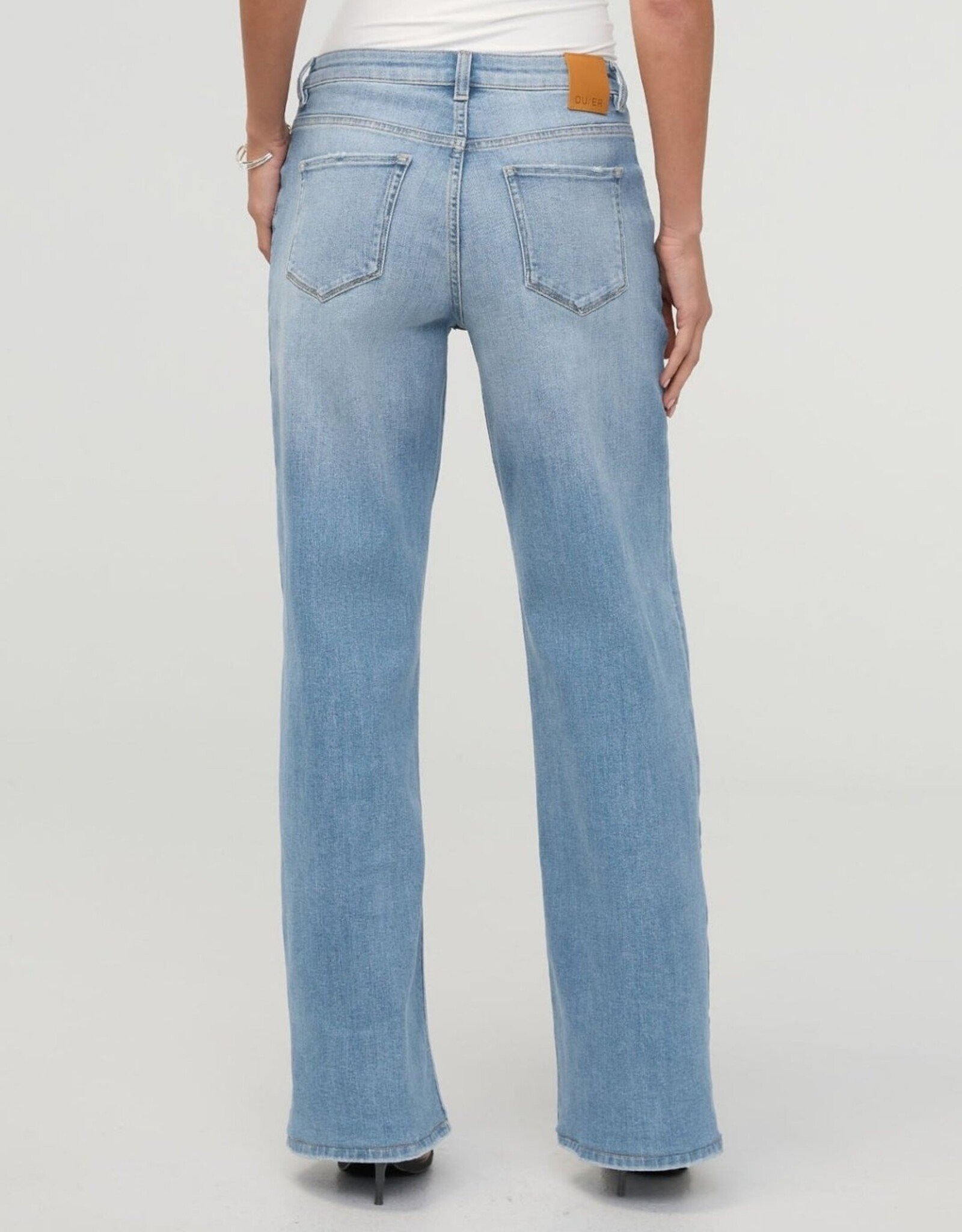 Duer Performance Denim - Mid Rise Loose Straight - Current