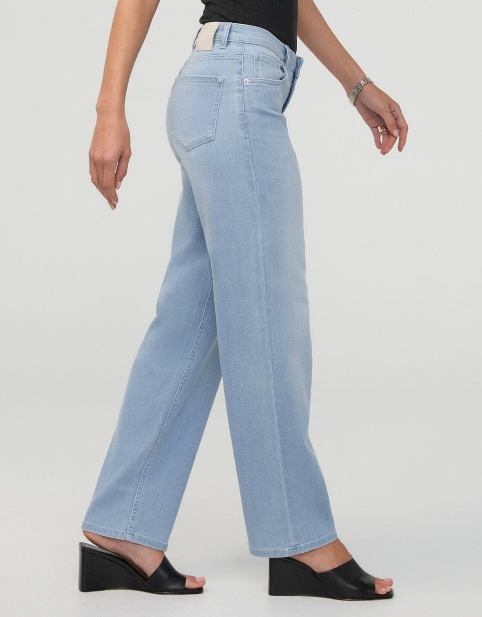 Duer Performane Denim - Mid Rise Straight - Desert Blue