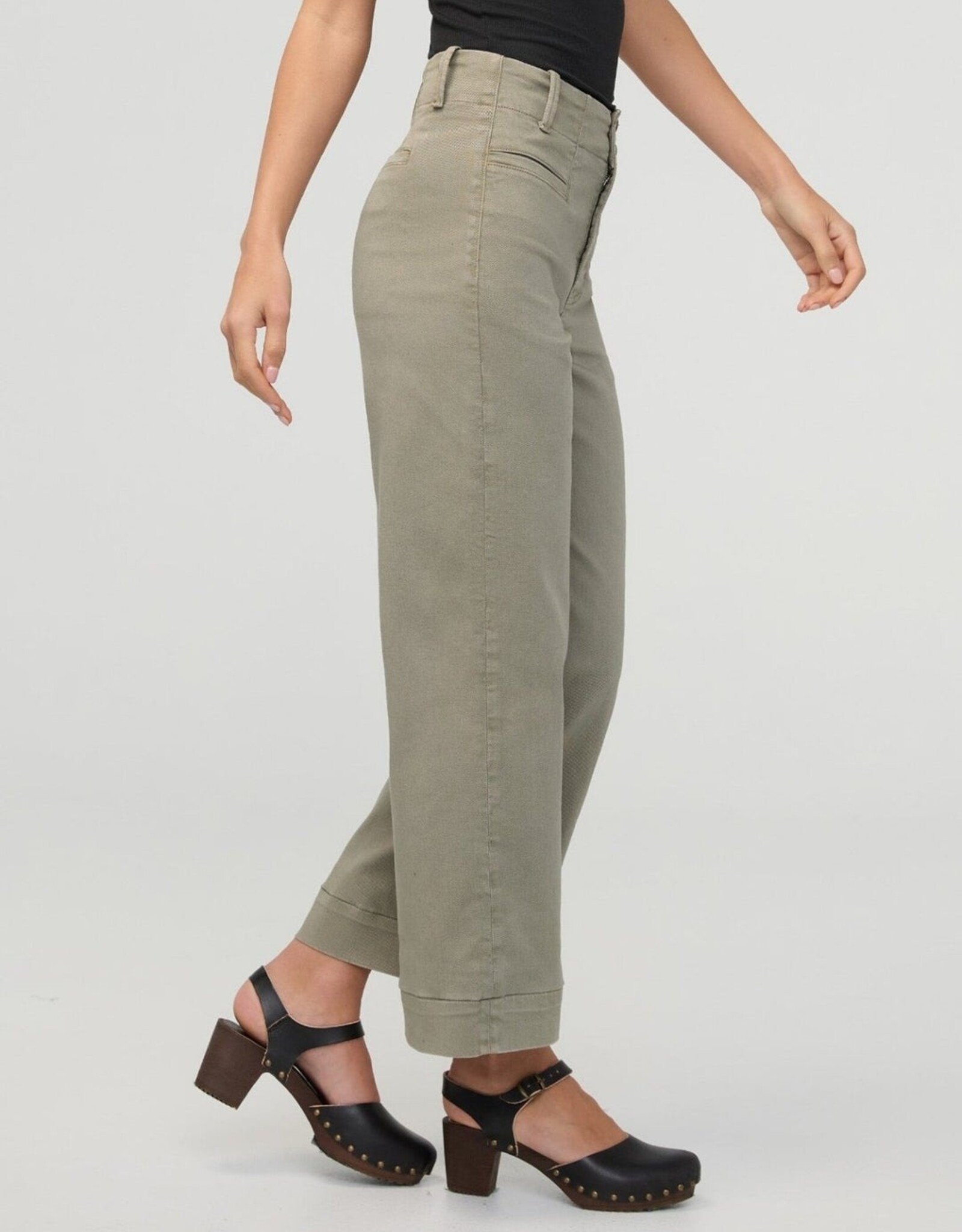 Duer FlexTwill High Rise Trouser - Light Olive