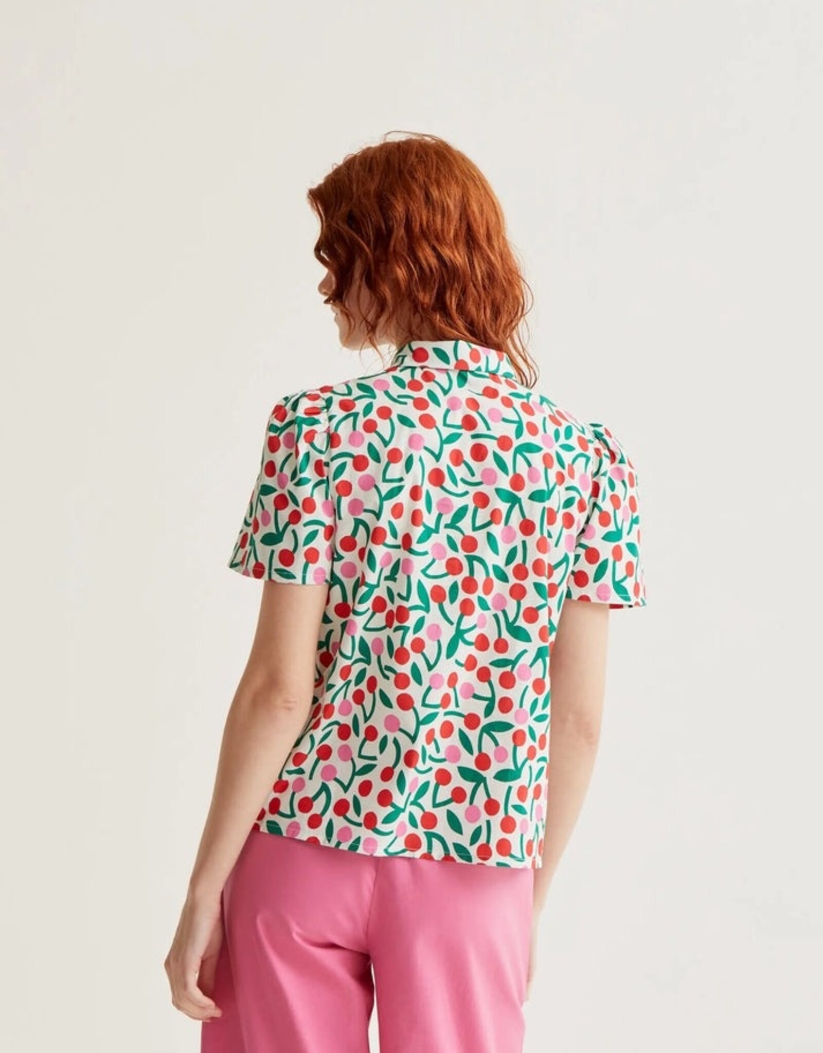 Compania Fantastica Guinda Print