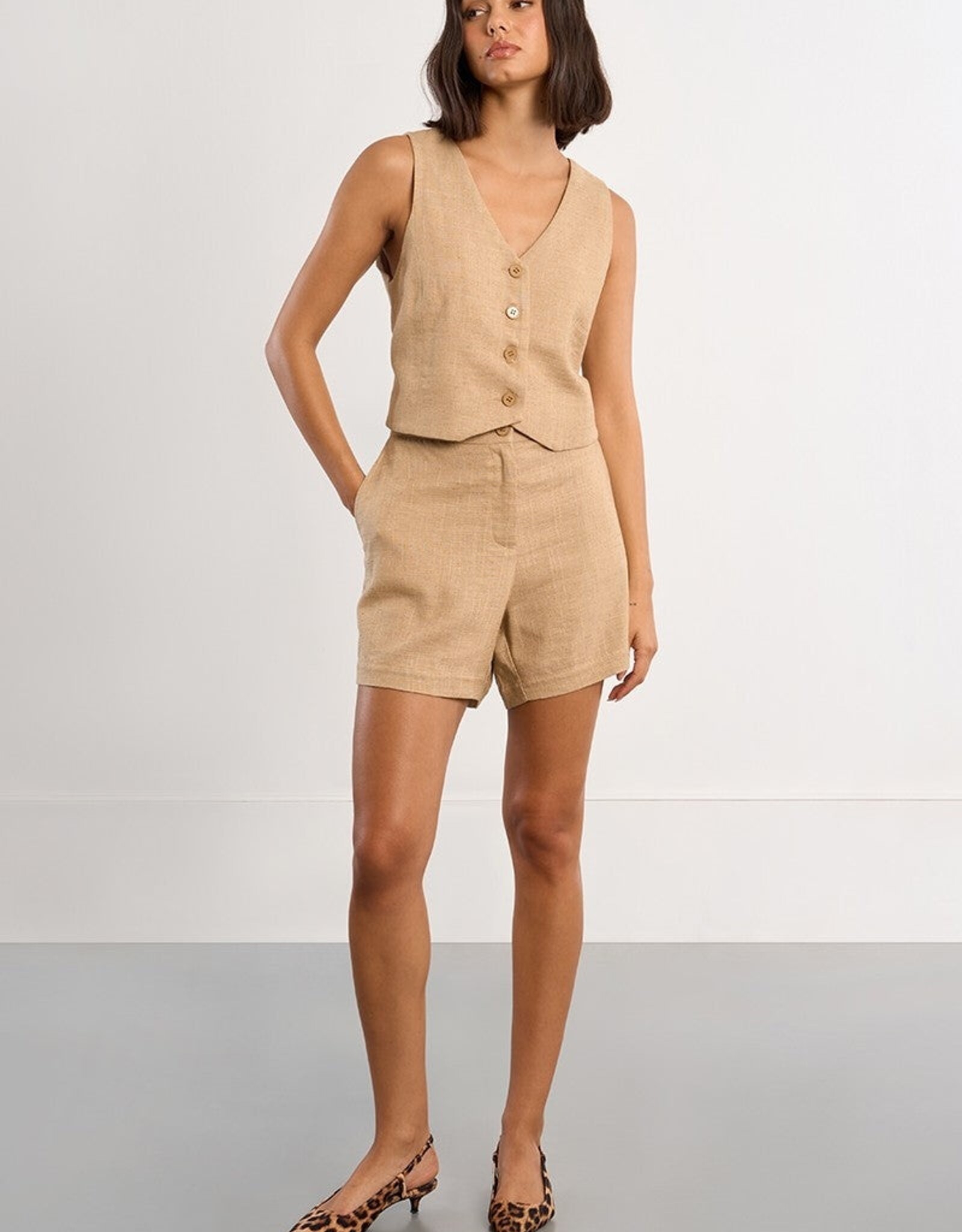 Molly Bracken Linen Shorts
