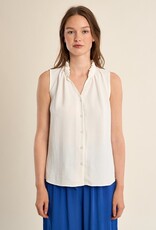 Molly Bracken Pleat Nk Sleeveless Blouse