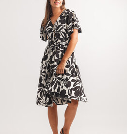 Papillon Floral S/S Henley Dress