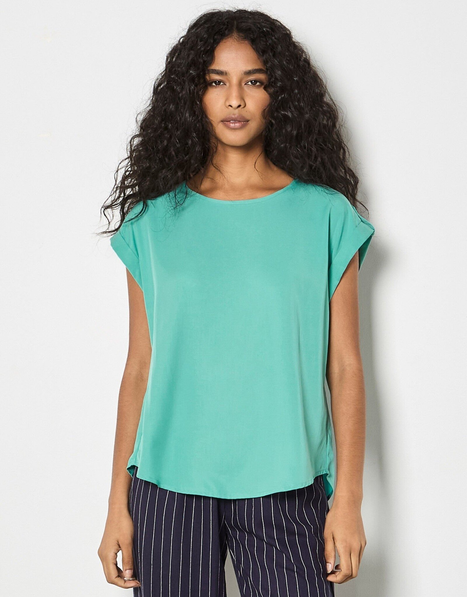 Apricot Turn Up Slv Slit Back Top