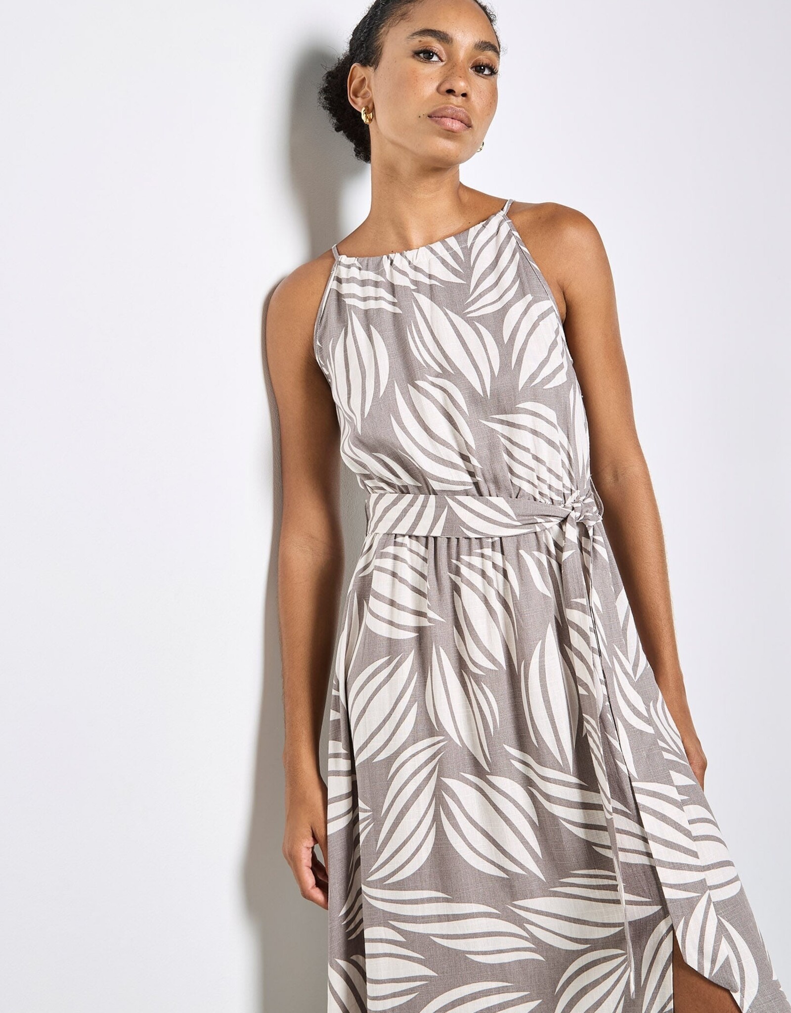 Apricot Ovrsizd Shells High Nck Maxi Drs