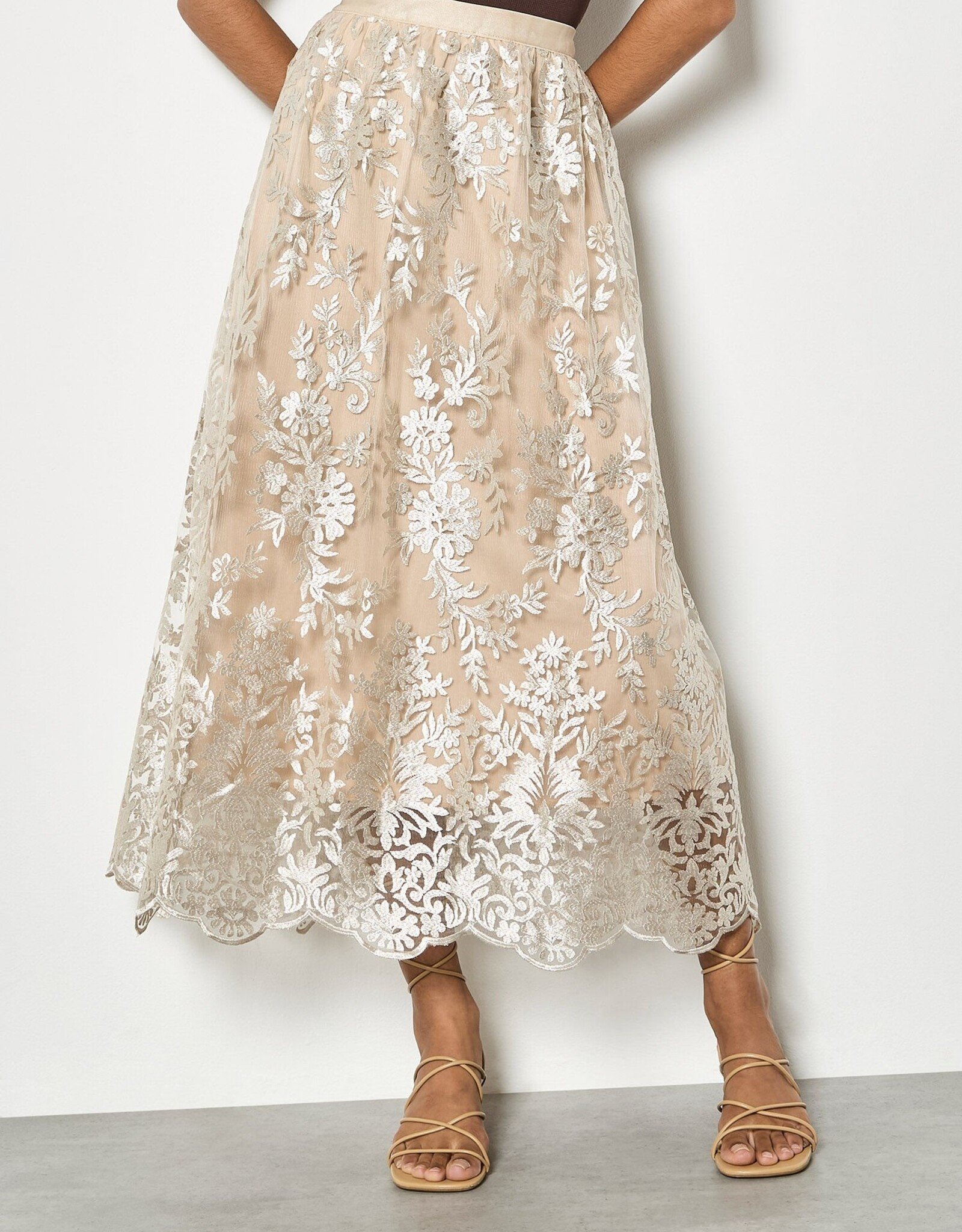 Apricot Opulent Embr Mesh Scallop Skirt